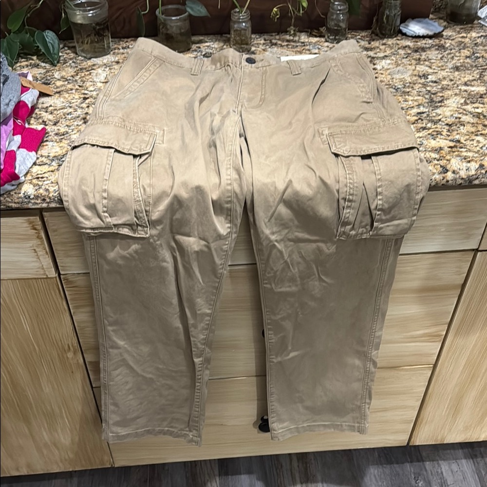 Men's Tan Cargo Pants